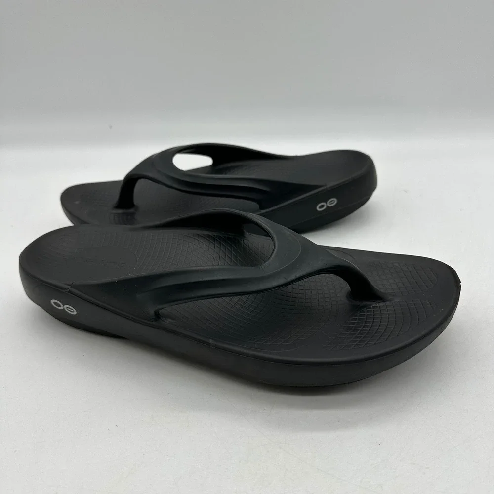 OOFOS Womens US Size 9 / EU 40 OOlala Matte Black Flip Flops Recovery Sandals